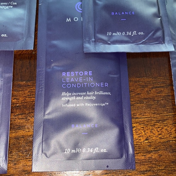 Monat bundle of 8 samples all new. - Picture 4 of 6